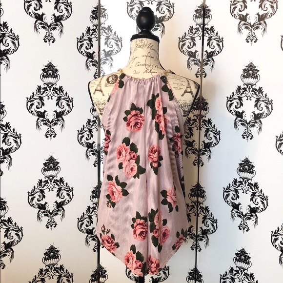 🌸 NWT! Gorgeous Floral Tank W/Necklace! - Picture 3 of 6